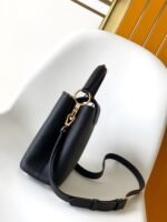 Louis Vuitton M11349 Capucines MM - Image 3
