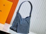 Louis Vuitton CarryAll MM - Image 2