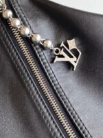 Louis Vuitton Vagabond Hobo M13986 - Image 8