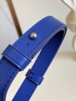 Louis Vuitton M12810 Steamer Wearable Wallet - Image 9