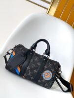Louis Vuitton P01942 Keepall Bandoulière 25 Mon Monogram - Image 2