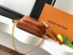 Louis Vuitton M12753 Mini Bumbag - Image 5