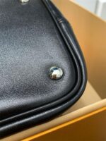 Louis Vuitton M14377 No Way Vibe - Image 20