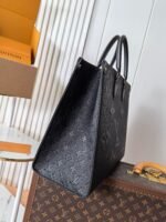 Louis Vuitton M44925 OnTheGo GM - Image 5
