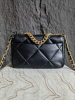 CHANEL 19 HANDBAG AS1160 Top quality version - Image 8