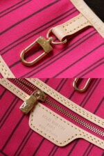 Louis Vuitton M12257 Neverfull Bandoulière Inside Out MM - Image 12