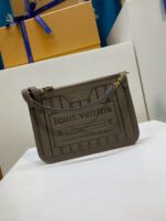 Louis Vuitton M12109 Neverfull Bandoulière Inside Out BB - Image 12