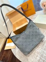 Louis Vuitton Carryall - Image 7