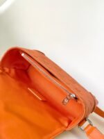 Louis Vuitton M82918 Steamer Wearable Wallet - Image 9