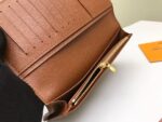 Louis Vuitton M66540 Wallet - Image 9