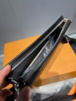 Louis Vuitton M81124 Gaston Wearable Wallet - Image 5