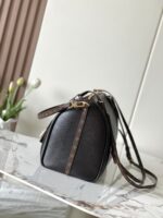 Louis Vuitton M26359 Express MM - Image 6