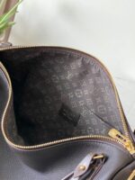 Louis Vuitton M26397 Express MM - Image 11