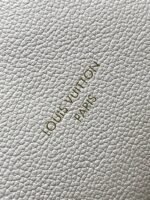 Louis Vuitton M26905 Express PM - Image 10