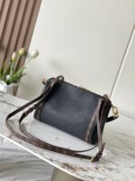 Louis Vuitton M26039 Express PM - Image 5
