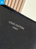 Louis Vuitton M27022 Verso Hobo - Image 11