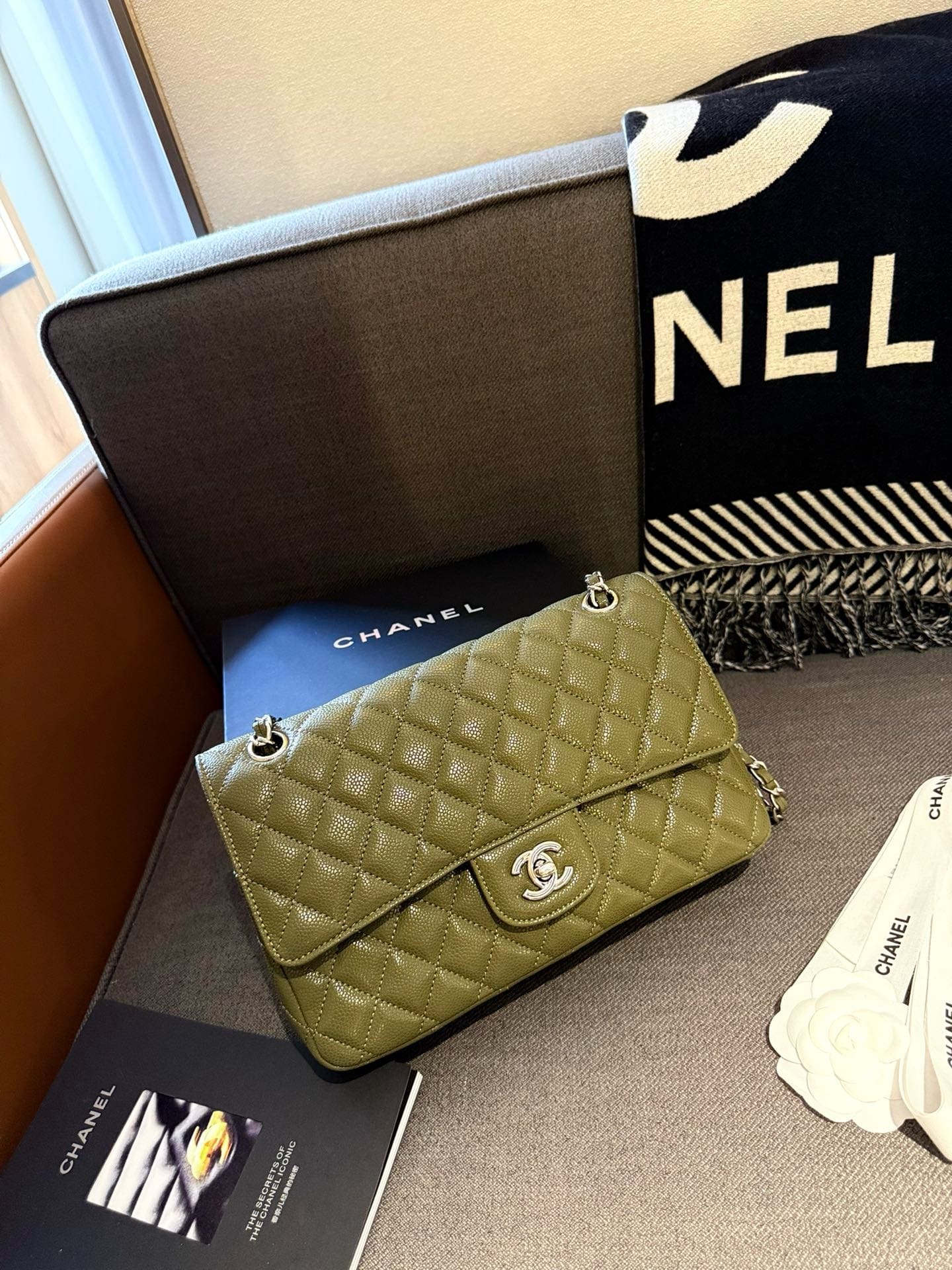 IMG_9751-1 Chanel CF Caviar Bag - Image 1
