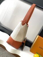 Louis Vuitton M25468 Low Key PM Hobo Bag - Image 11