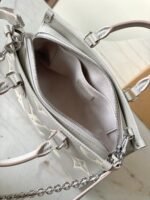 Louis Vuitton M14213 OnTheGo East West - Image 5