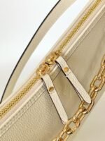 Louis Vuitton Loop Hobo M46739 - Image 7