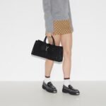Gucci Medium tote bag with hook closure - Image 2