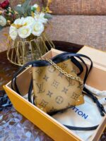 Louis Vuitton M82885 Noé Purse LV Charms - Image 2