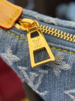 Louis Vuitton Hills Pochette M82949 - Image 8