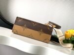 Louis Vuitton OnTheGo PM M46373 - Image 5