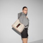 GUCCI OPHIDIA GG MEDIUM SHOULDER BAG - Image 2