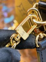 Louis Vuitton M82885 Noé Purse LV Charms - Image 6