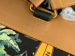 Louis Vuitton M24996 Christopher MM - Image 8