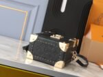 Louis Vuitton M11131 Camera Box - Image 7