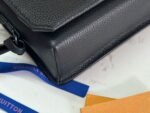 Louis Vuitton M82085 Fastline Wearable Wallet - Image 6