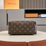 Louis Vuitton M11672 Bloom Pouch - Image 4