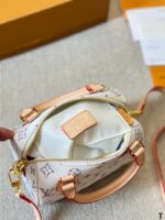 Louis Vuitton M24709 Speedy Bandoulière 20 - Image 9