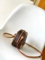 Louis Vuitton M45528 Mini Luggage Bag - Image 3