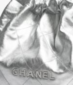 CHANEL 22 HANDBAG - Image 4