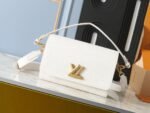 Louis Vuitton M25359 Soft Twist - Image 2