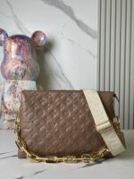 Louis Vuitton M21276 Coussin MM - Image 2