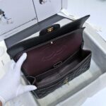 CHANEL LARGE CLASSIC HANDBAG  Grained Calfskin & Gold Metal - Image 3