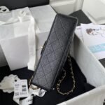 CHANEL SMALL CLASSIC HANDBAG Grained Calfskin & Gold Metal (top quality) - Image 5