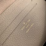 Louis Vuitton M82211 Wallet On Chain Ivy - Image 10