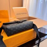 Louis Vuitton M46794 S-Cape Messenger - Image 5