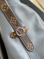 Louis Vuitton M12583 CarryAll Dark MM - Image 5