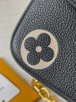 Louis Vuitton M46596 Pochette Métis East West - Image 6
