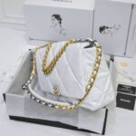 CHANEL 19 MAXI HANDBAG AS1162 - Image 8