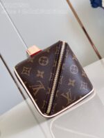 Louis Vuitton M11750 Toiletry Bag (top quality) - Image 7