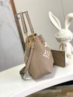 Louis Vuitton M25453 LV Bundle - Image 4