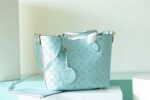 Louis Vuitton M24930 BLOSSOM Small Bag - Image 2