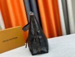 Louis Vuitton M25143 CarryAll MM - Image 8